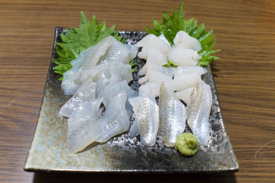 伝統と革新が調和する神楽坂食文化の奥深さと寿司の魅力を巡る街歩き